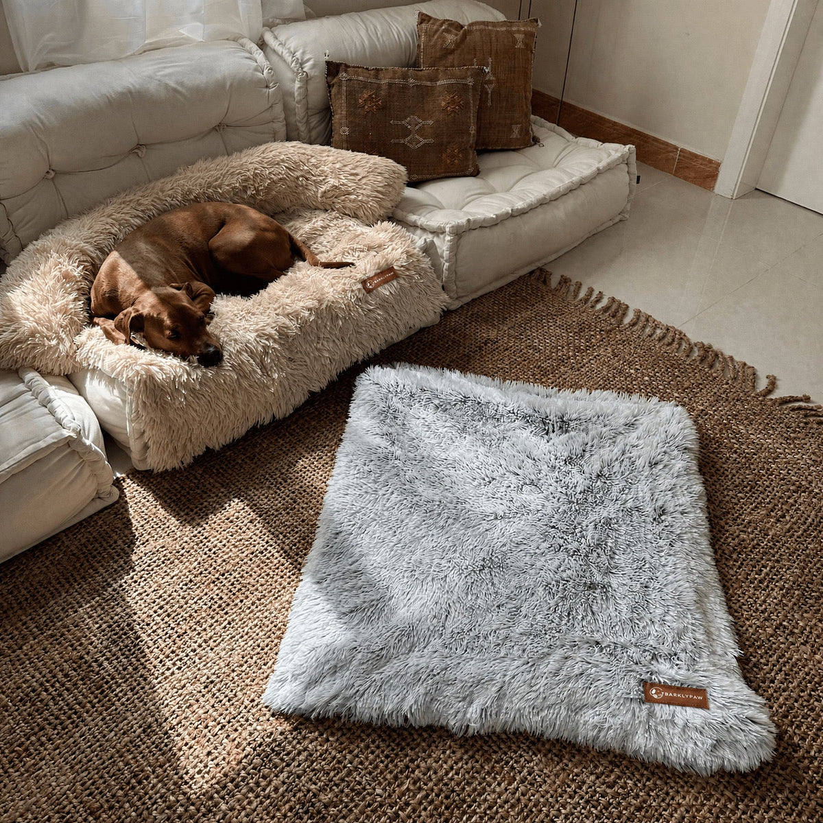 Calming faux-fur blanket for dogs