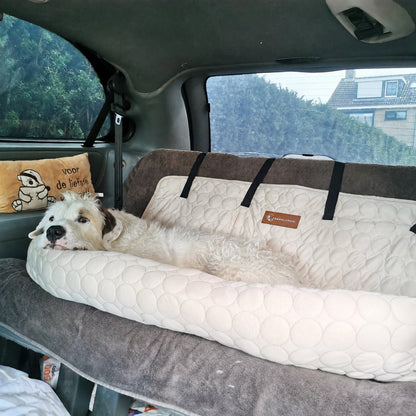 Cooling car bed for dogs on a car seat